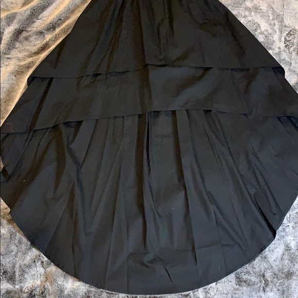 Black high low dress. Never worn. - Picture 3 of 4